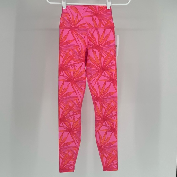 SPIRITUAL GANGSTER NWT INTENT HIGH WAISTED 7/8TH LEGGINGS PINK GLOW PRINT XS - Picture 3 of 12